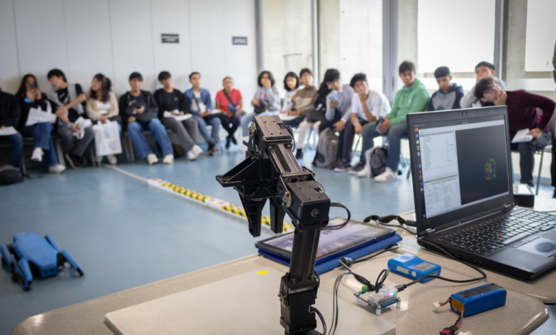 Escolares recibirán charlas vocacionales gratuitas sobre carreras STEM de la mano de UTEC