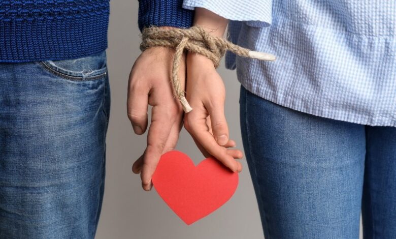 Love bombing: ¿el exceso de amor puede afectar tu salud mental?