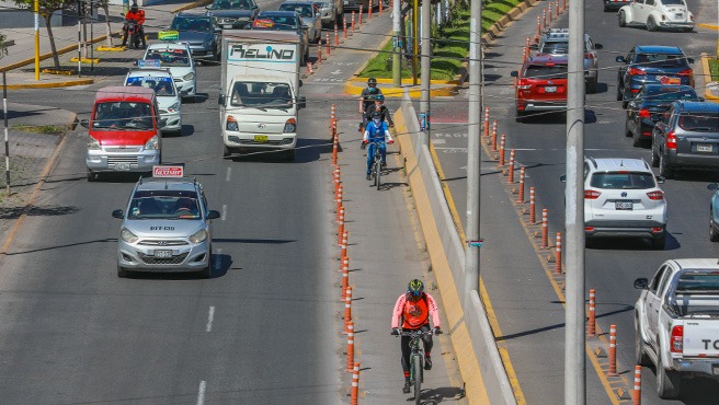 MTC y UNI suscriben convenio para impulsar el transporte urbano sostenible