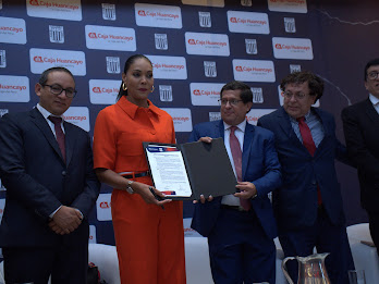 Caja Huancayo presenta sponsoría oficial del equipo de vóley Alianza Lima y nueva tarjeta débito blanquiazul