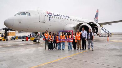 LATAM Perú entrega “Beca LATAM” a dos estudiantes para avanzar en la inserción femenina en la industria aeronáutica