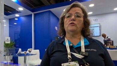 Mónica Vaders, AlfaFlexo