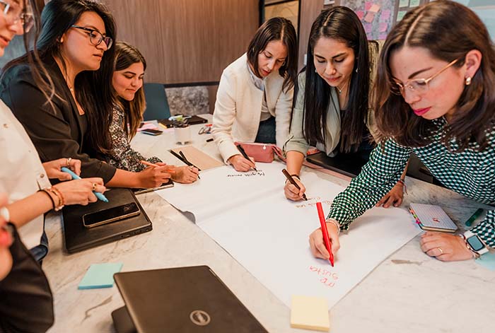 Profesionalizar sin perder el alma: el reto de crecer con coherencia cultural