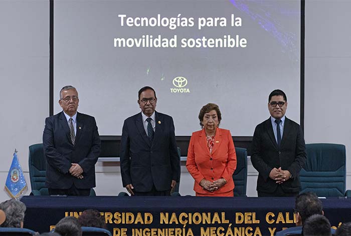 Toyota reafirma su compromiso con la movilidad sostenible junto a estudiantes de la Universidad Nacional del Callao