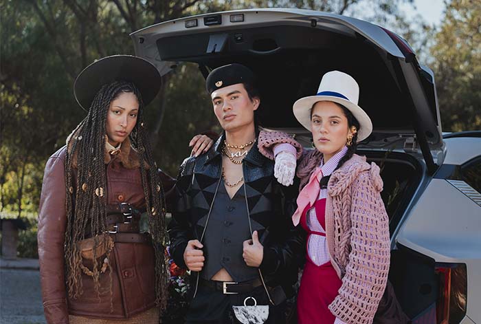 Sergio Dávila y Kia apuestan por la moda sostenible con un desfile de alta costura en Machu Picchu