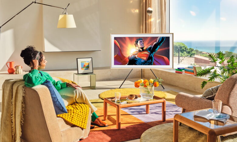Samsung se asocia con Warner Bros y DC Studios para ofrecer una experiencia de Superman "supergrande"
