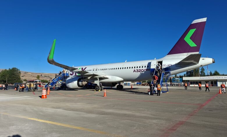 Primer vuelo comercial aterrizó y despegó del Aeropuerto Francisco Carlé de Jauja sin inconvenientes
