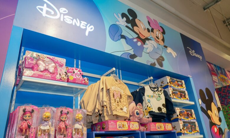 Ripley inaugura en Plaza San Miguel su segundo corner oficial de productos