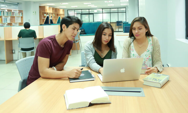 Universidad Continental transforma su modelo educativo con BlueSpace: El futuro de la educación híbrida en Perú