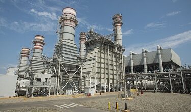 Kallpa emite con éxito un bono de US$700 millones en el mercado internacional para completar el financiamiento de su proyecto renovable y refinanciar su segundo bono internacional