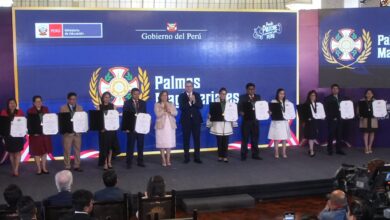 Maestros recibieron Palmas Magisteriales 2024 en el Palacio de Gobierno
