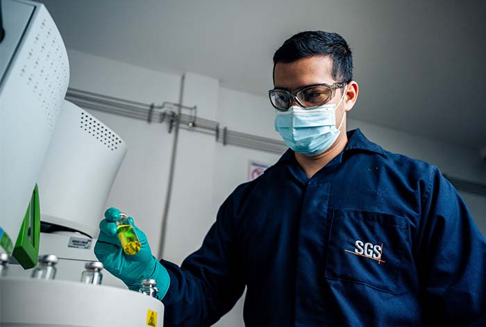 Laboratorio de SGS es el primero del Perú en ser acreditado por Inacal para el análisis de urea automotriz