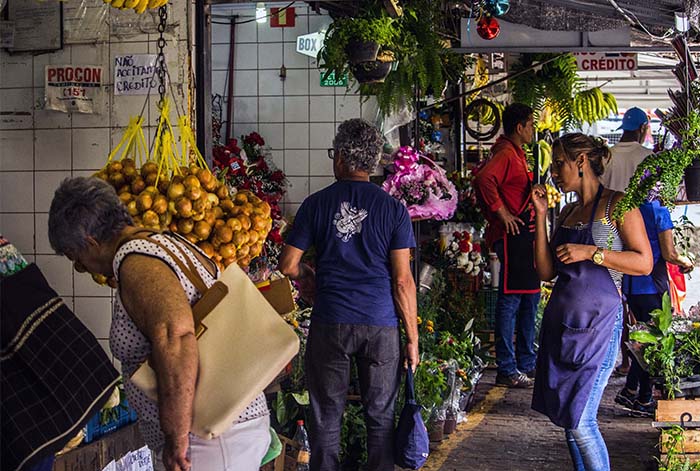 Importar con éxito desde el primer pedido: guía clave para emprendedores