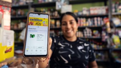 Backus y CAF se unen para impulsar la inclusión financiera y digitalización de bodegueros en Perú y la región andina