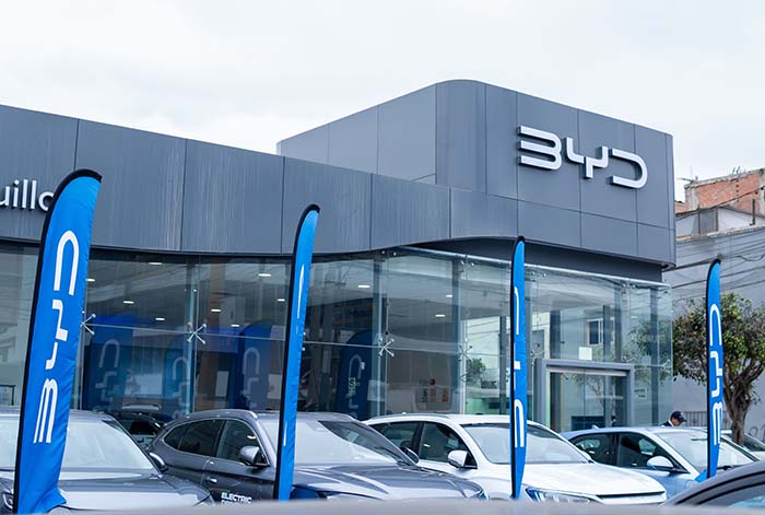 BYD inaugura su nueva tienda en Surquillo y consolida su compromiso con la movilidad eléctrica en el Perú