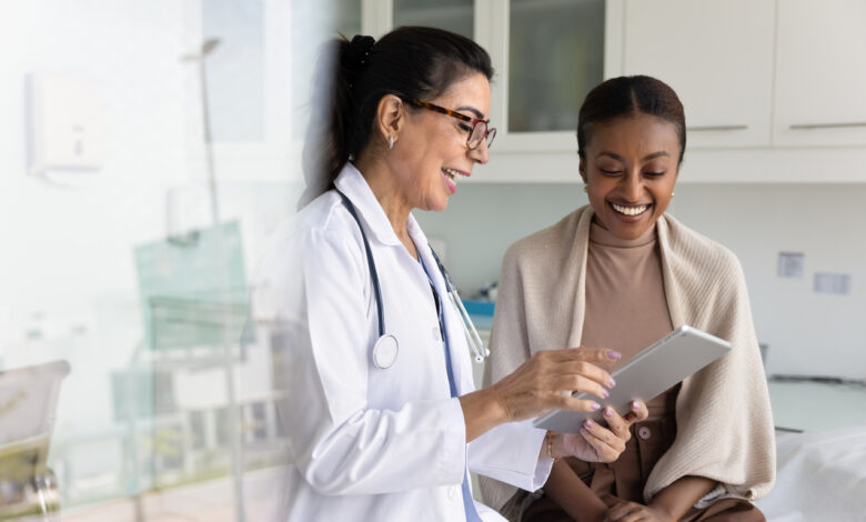 El 38,1 % de peruanos con problemas de salud acudió a un centro médico en 2025