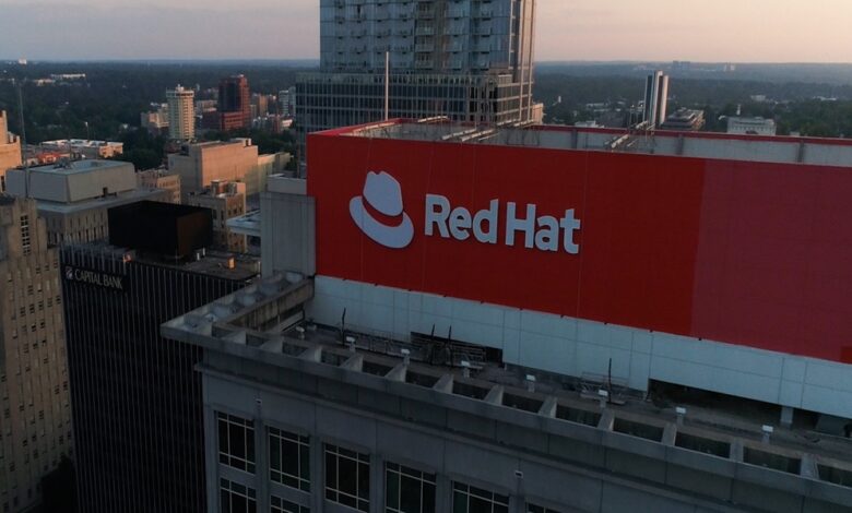 Red Hat lleva la inferencia de IA distribuida a las cargas de trabajo de IA de producción con Red Hat AI 3