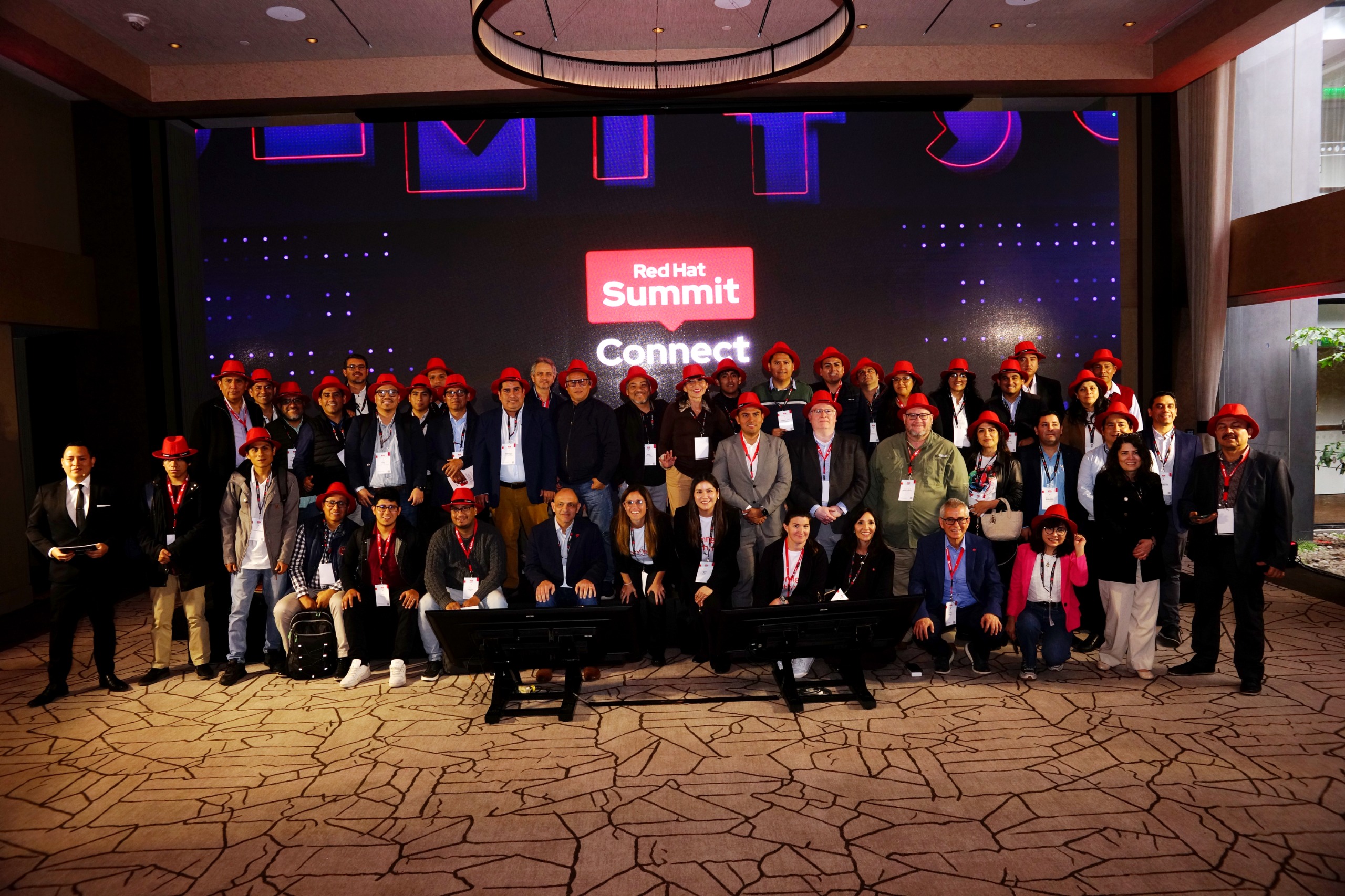 Red Hat Summit: Connect 2025 en Lima reunió al ecosistema TI con foco ...