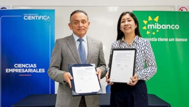 Mibanco y la Universidad Científica del Sur firman convenio para impulsar el Programa Miconsultor