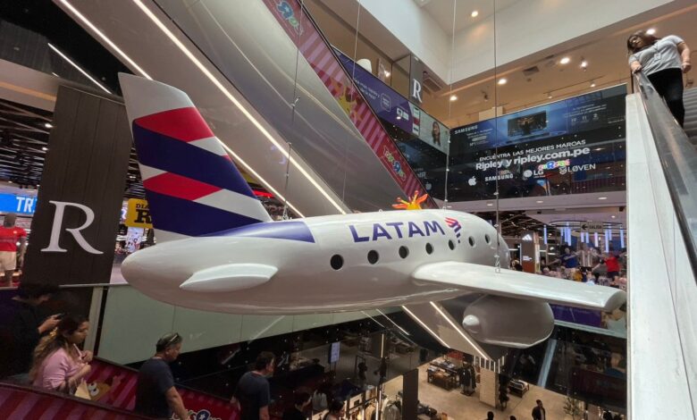 LATAM Airlines Perú se convierte en la aerolínea oficial que trae la magia de Toys R US a Latinoamérica