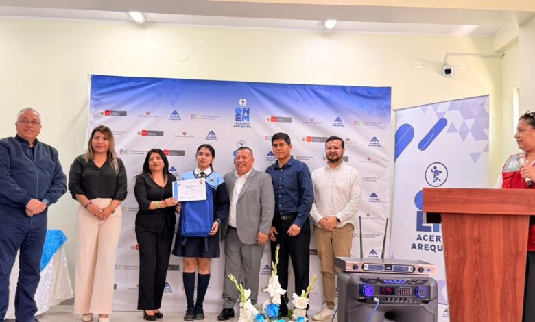 Reconocen a estudiantes de Pisco por su destacado desempeño en la XXI Olimpiada Nacional Escolar de Matemática Aceros Arequipa