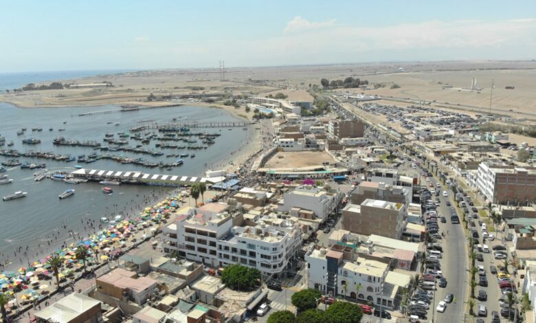 Paracas espera recibir un millón 100 mil visitantes al culminar presente año