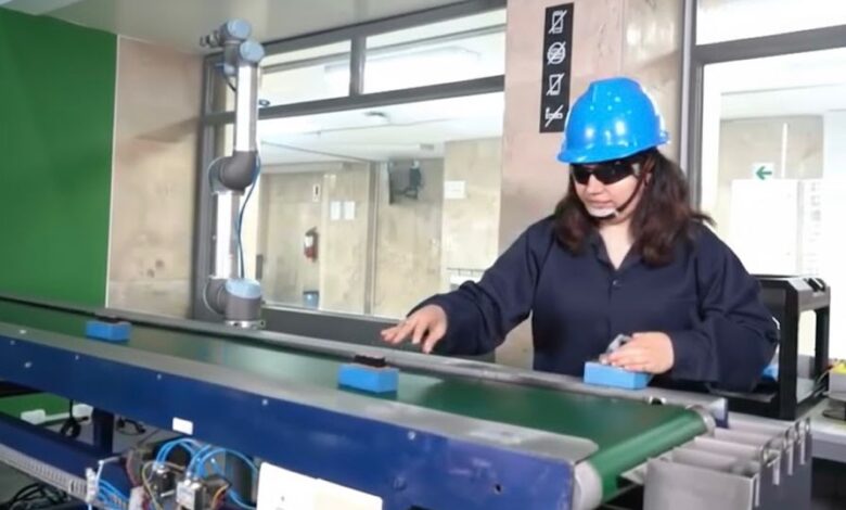 Solo el 15% de mujeres estudia en carreras de tecnología en el Perú, pese a la alta demanda laboral