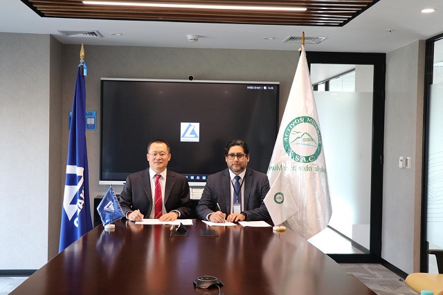 Activos Mineros S.A.C. y Minera Chinalco Perú suscriben convenio