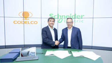 Codelco y Schneider Electric sellan acuerdo para impulsar la digitalización y eficiencia energética en minería