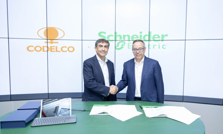Codelco y Schneider Electric sellan acuerdo para impulsar la digitalización y eficiencia energética en minería