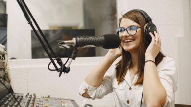 Los peruanos son fieles a la radio: escuchan en promedio cerca de 11 horas a la semana