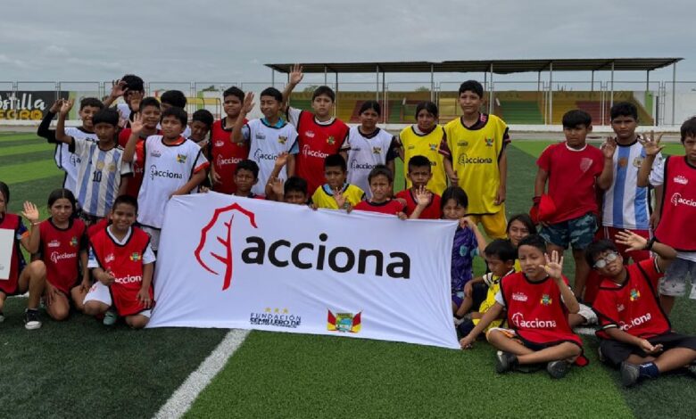 acciona impulsa la escuela comunitaria itinerante en tumbes