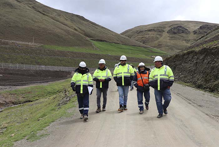 Pasco: AMSAC culminó remediación en proyecto Azulmina y transforma una zona de alto riesgo en un entorno seguro y sostenible