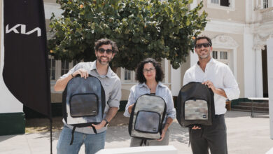Kia Perú transforma publicidad en mochilas y beneficia a más de 150 niños del Puericultorio Pérez Araníbar