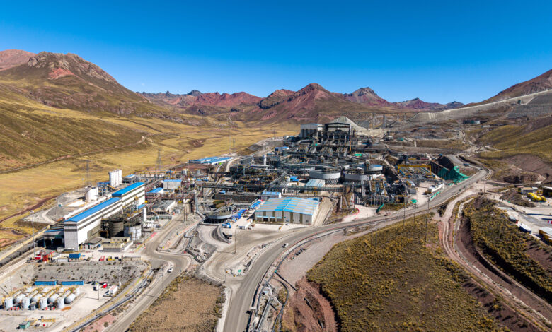 Minera Chinalco Perú S.A. realiza mantenimiento de puentes de la Carretera Central