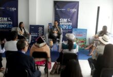 Caja Arequipa presenta libros que inspiran a emprendedores y promueven la educación financiera desde la niñez en el Seminario Internacional Arequipa 2026