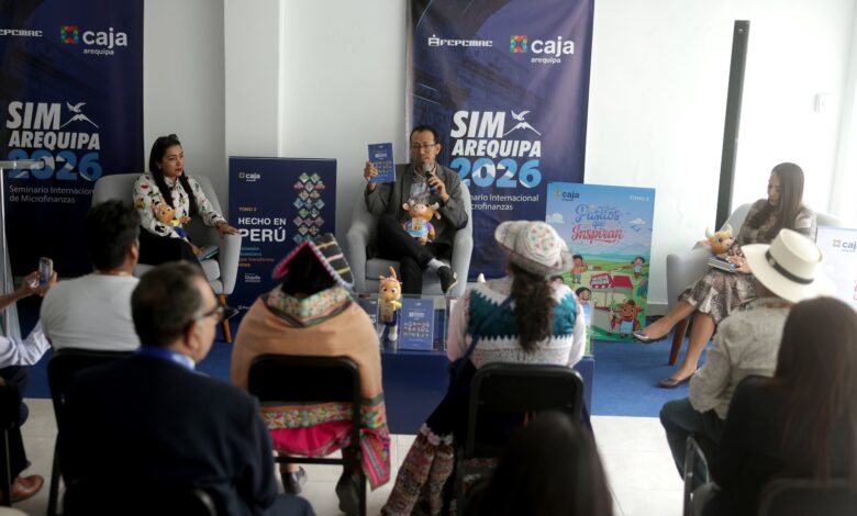 Caja Arequipa presenta libros que inspiran a emprendedores y promueven la educación financiera desde la niñez en el Seminario Internacional Arequipa 2026