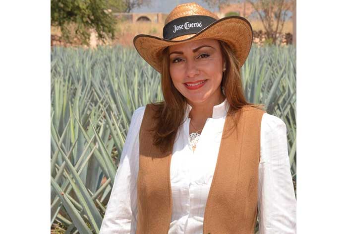 Ejecutiva de José Cuervo es destaque internacional en el Connection Terroirs de Brasil