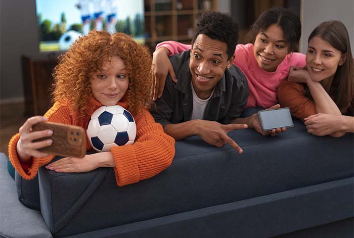 El hincha peruano elige varias pantalla: el 47% consumirá el Mundial entre TV, redes sociales y streamers