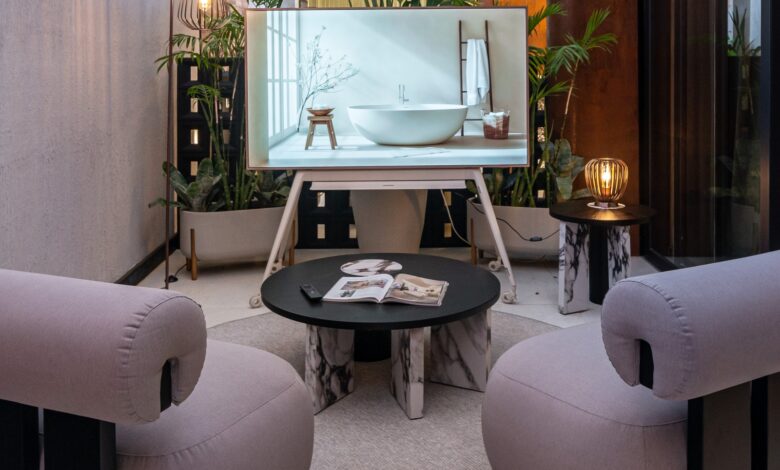 TCL y la arquitecta Olenka Marquina se unen para fusionar arte, diseño y tecnología en el hogar moderno