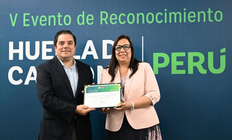 Industrias San Miguel - ISM recibe reconocimiento de "Huella de Carbono" por el Minam