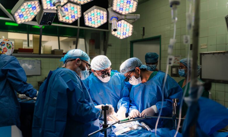 Especialistas de EsSalud salvan a paciente con cáncer de páncreas que había sido desahuciada