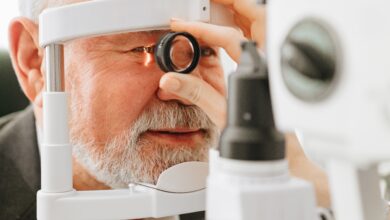 advierten que el riesgo de desarrollar degeneración macular aumenta a partir de los 55 años