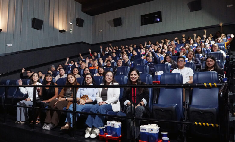 United Airlines compartió con sus principales agencias de viajes una exclusiva función de cine