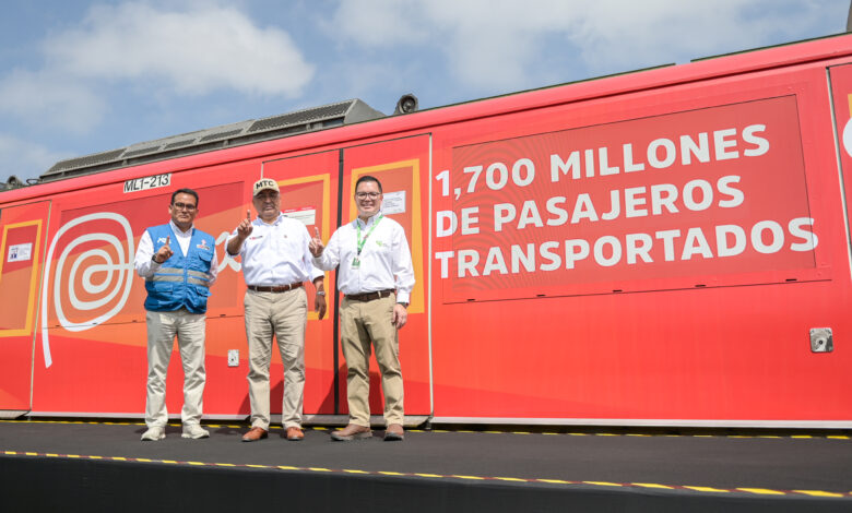 Línea 1 supera los 1,700 millones de pasajeros transportados y presenta tren temático por Fiestas Patrias