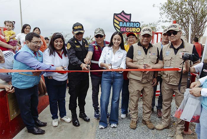 SUCAMEC y SIDERPERU entregan juegos infantiles y minigimnasios de acero en Chimbote