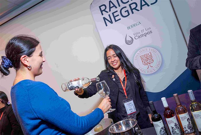 El X Salón del Vino peruano celebra una década impulsando la cultura del vino nacional