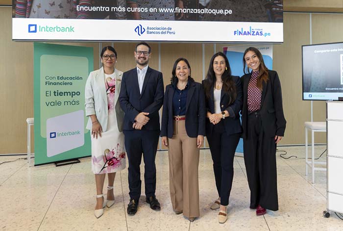 ASBANC e Interbank lanzan curso gratuito para impulsar la independencia financiera de las mujeres peruanas