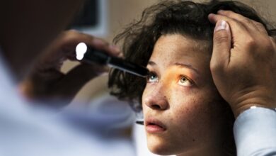 el cáncer que puede desarrollarse dentro del ojo y pasar desapercibido: ¿qué es el melanoma uveal?