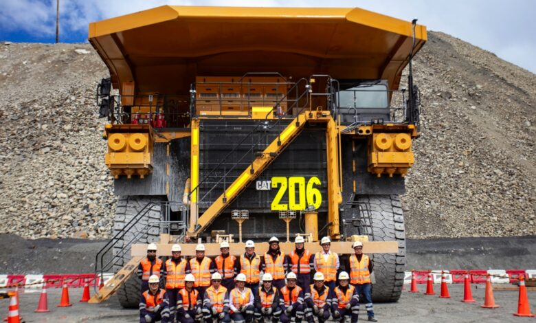 Antamina elige a Caterpillar y Ferreyros para expansión de flota de camiones ultraclass de 400 toneladas